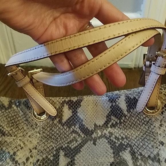 Michael Kors Rare Python Embossed Bag - Picture 3 of 9